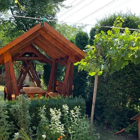 Appartamento над греблею