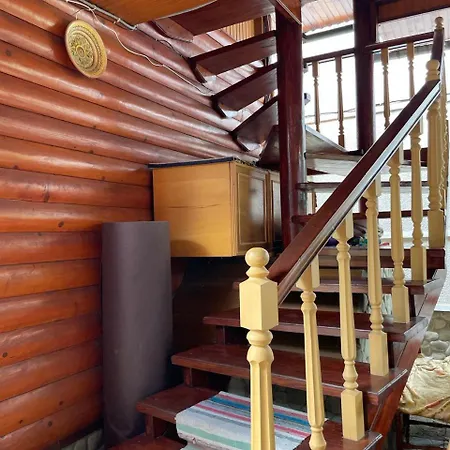 над греблею Apartment Kossiw