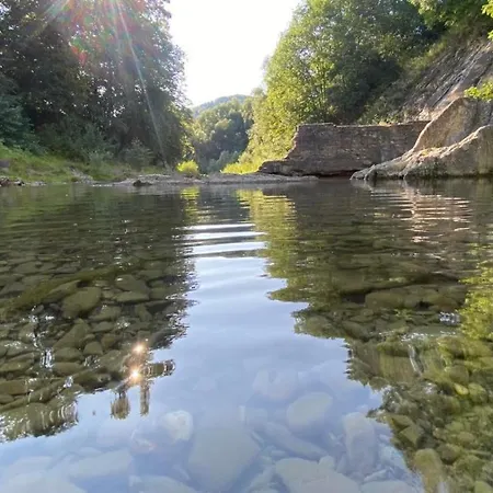 над греблею Апартаменты Косов